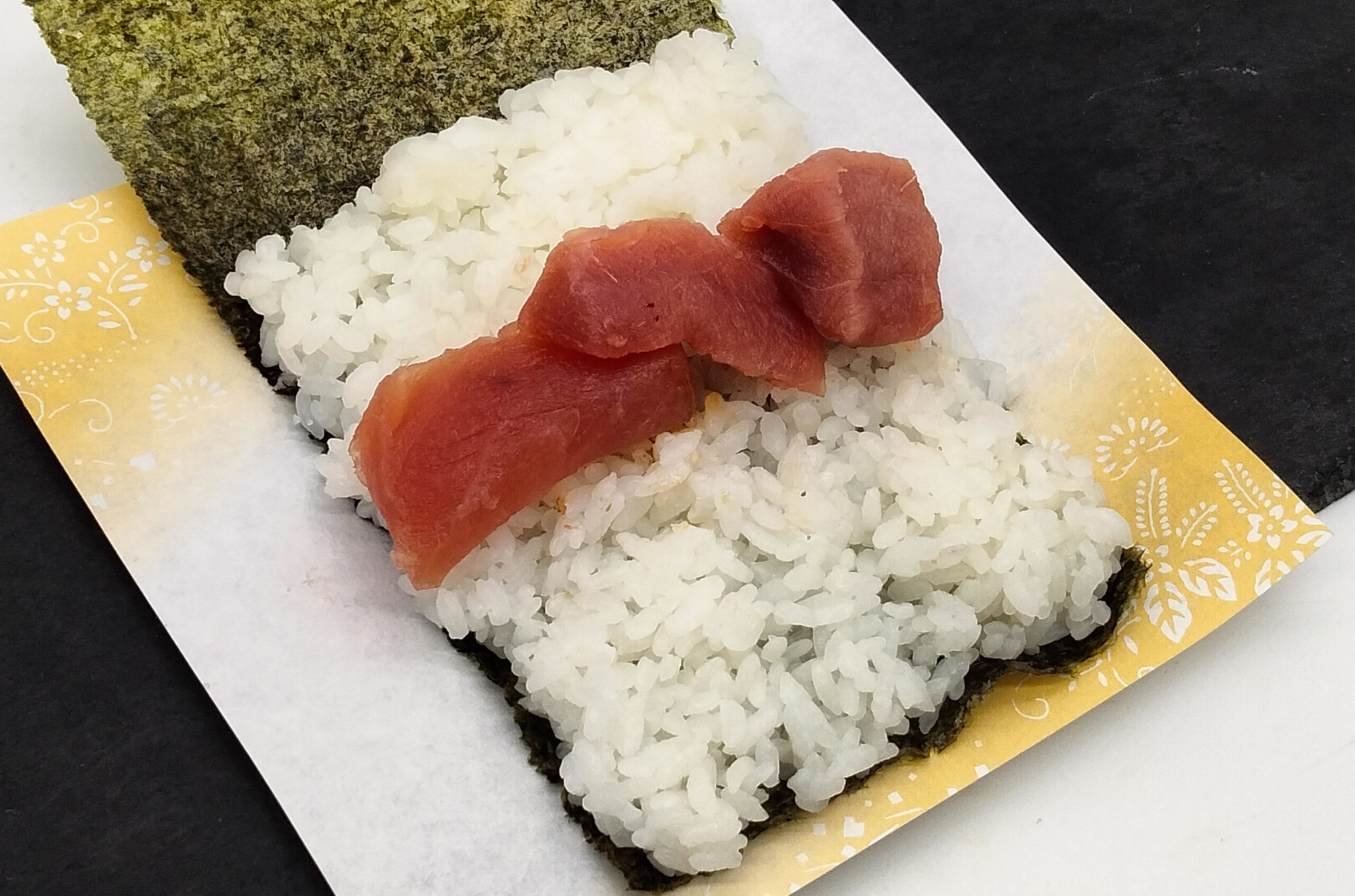 訳あり本マグロ中トロのブロックのイメージ
